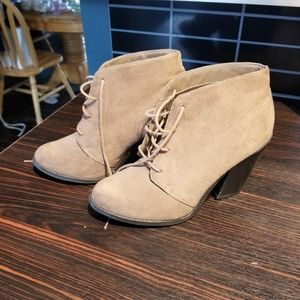 Call it spring lace up ankle boots size 9